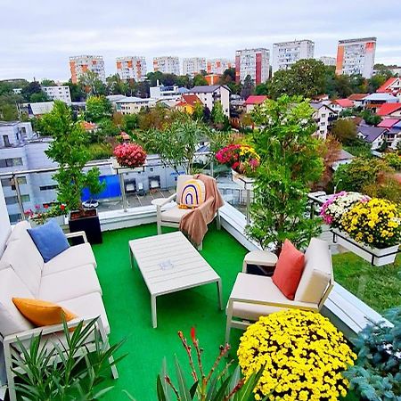Apartamento Penthouse View Aeroport Iasi Exterior foto