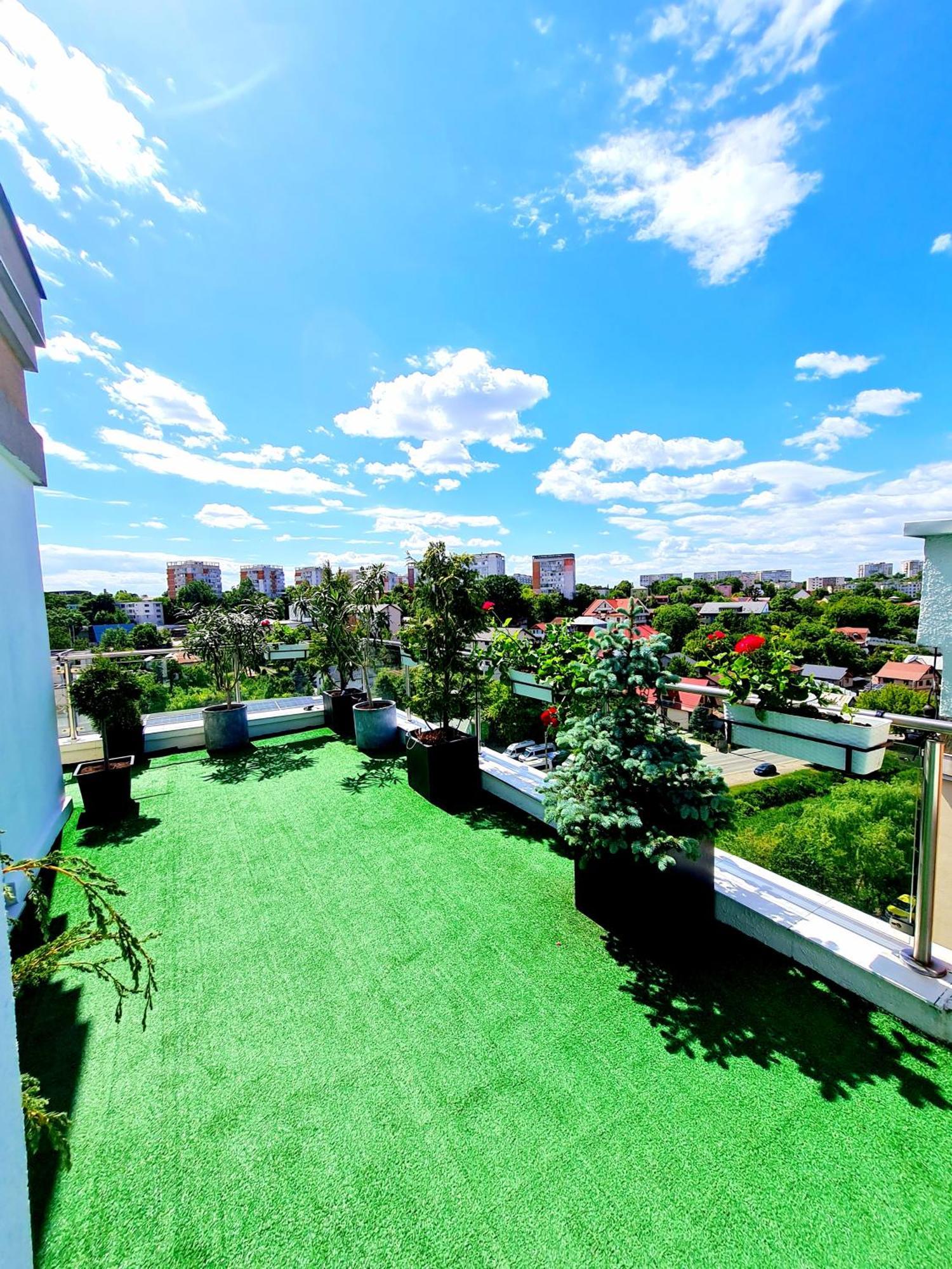 Apartamento Penthouse View Aeroport Iasi Exterior foto